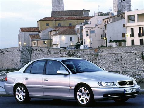 opel omega 5.7 v8